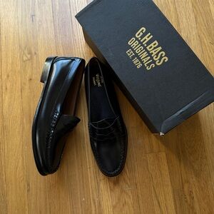 G.H. Bass & Co. Black Women's Loafers